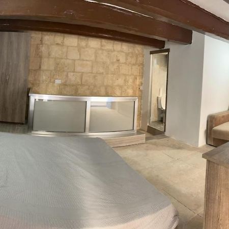 Traditional Townhouse In The Hearth Of Valletta 빌라 외부 사진