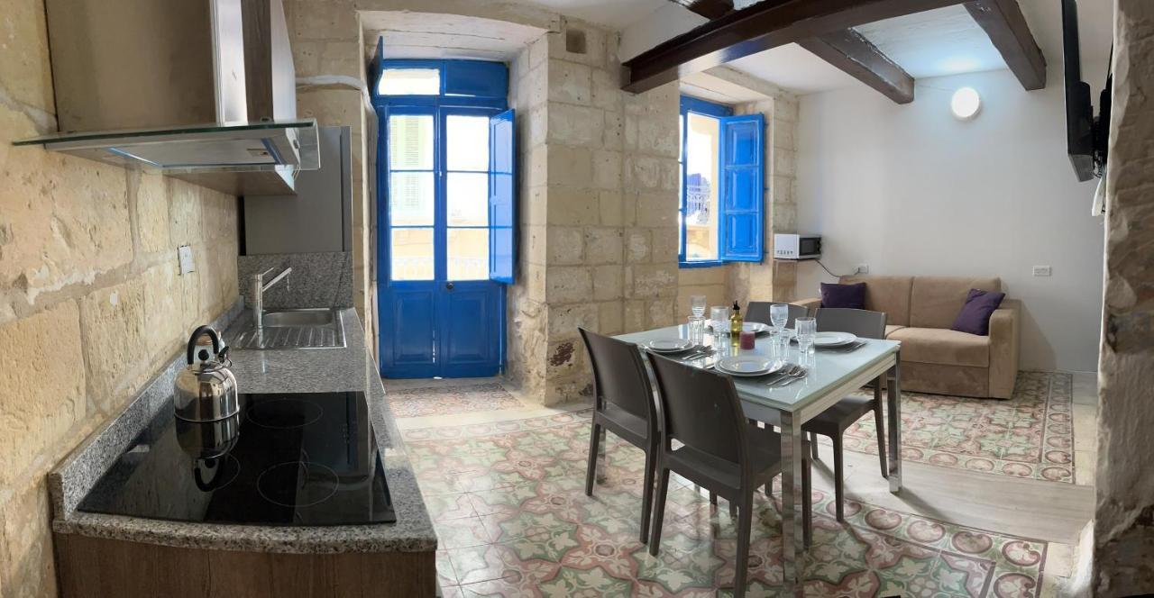 Traditional Townhouse In The Hearth Of Valletta 빌라 외부 사진