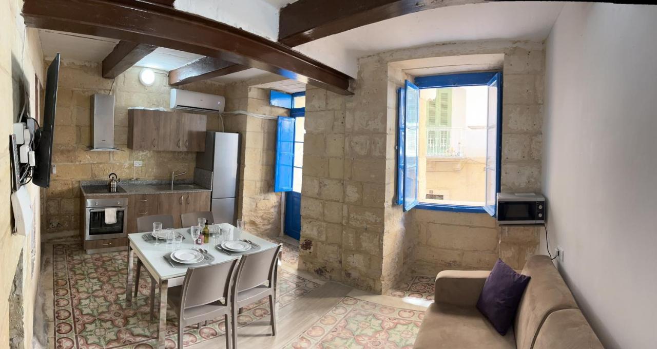 Traditional Townhouse In The Hearth Of Valletta 빌라 외부 사진
